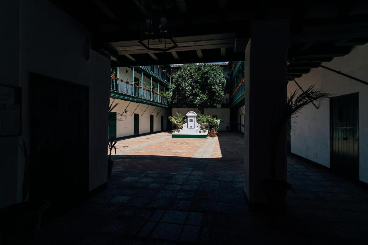 AlohaMundi Alcázares Sevilla Exterior foto
